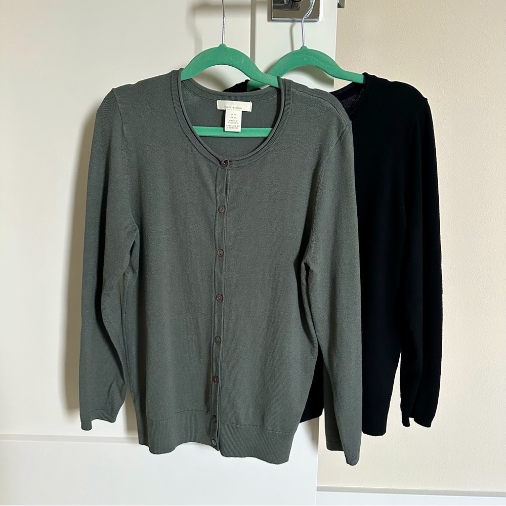 🩷SOLD!🩷 NEW H&M Cardigan Sweaters x 2 Black and Green - Size XS